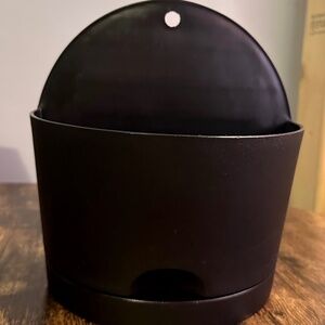 Black Wall Hanging Planter